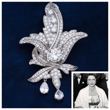 Prinzessin Margaret s Fleur-de-Lys Brosche Re...