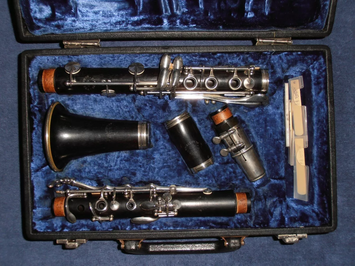 Clarinet clarinet BB wood buffet crampon evette schaeffer France corrent E13
