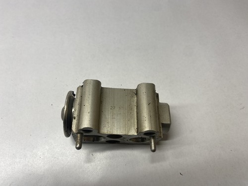 BMW X3 F25 X4 F26 2013 Klimaanlage AC Verdampfer Expansionsventil 9226078