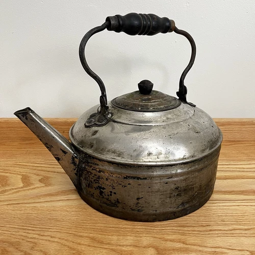 Vintage 10" Diameter Large Metal Aluminum Kettle Wood Handle Primitive Decor - Picture 1 of 14