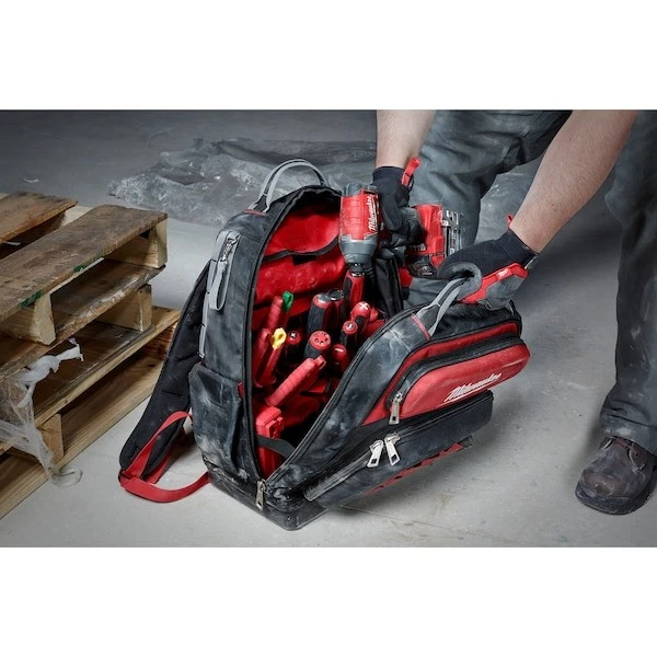 Mochila Milwaukee Tool 48-22-8201 Ultimate Jobsite Foto 4 de 4