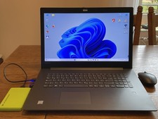 Lenovo V320-17IKB / 17,3 Zoll / Intel Core i5-8250U / 8GB-DDR4 / SSD-256GB