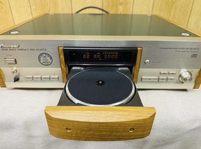 Pioneer PD-HL5-PM PURE MALT CD PLAYER AC100V 50/60Hz 10W SUNTORY