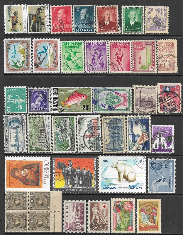 Worldwide Stamp Packet Lot of 39 off paper Stamps World Wide Collection used