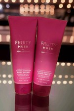 New Bath Body Works Fruity Musk Ultimate Hydration Body Cream 8 oz Set of 2