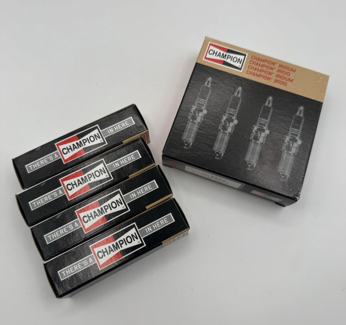 Champion 9202 RC12WMPB4 Iridium Spark Plug Genuine New