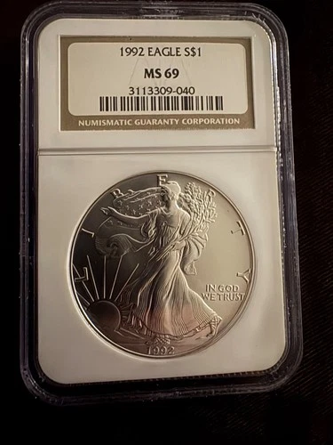 1992 American Silver Eagle MS69 (NGC)
