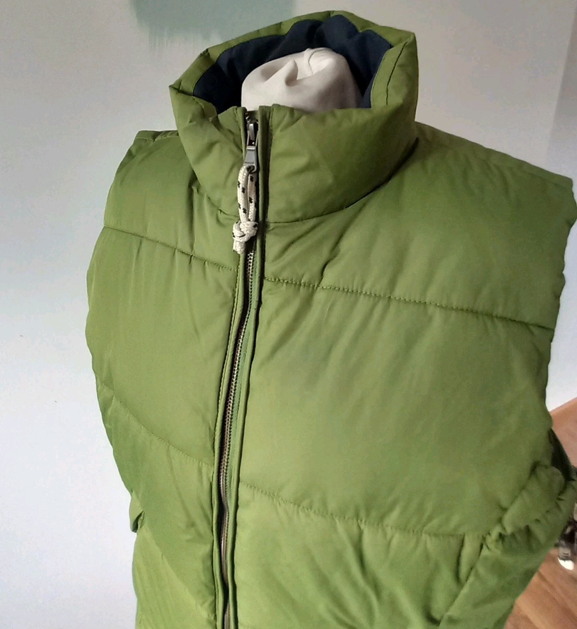 SEASALT 'ROE DEER ' FERN  GREEN  SHOWERPROOF QUILTED GILET BODYWARMER UK 18 image 2
