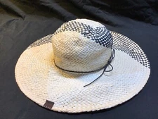 NWOT Kavu Hat Womens One Size Wide Brimmed Weaved Paper Straw Sun Hat