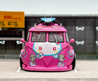 ZD Liberty 1:64 Pink VW T1 Camper Van Bus Kombi Sport Model