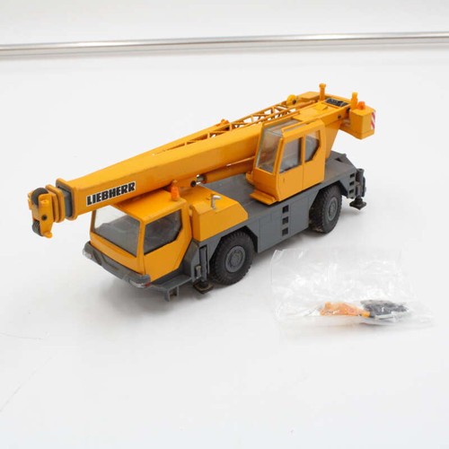 LIEBHERR LTM 1090-1 Autokran Mennen & Wittrock #2087.7 Conrad 1:50 Ovp EUR 129,95 - DE
