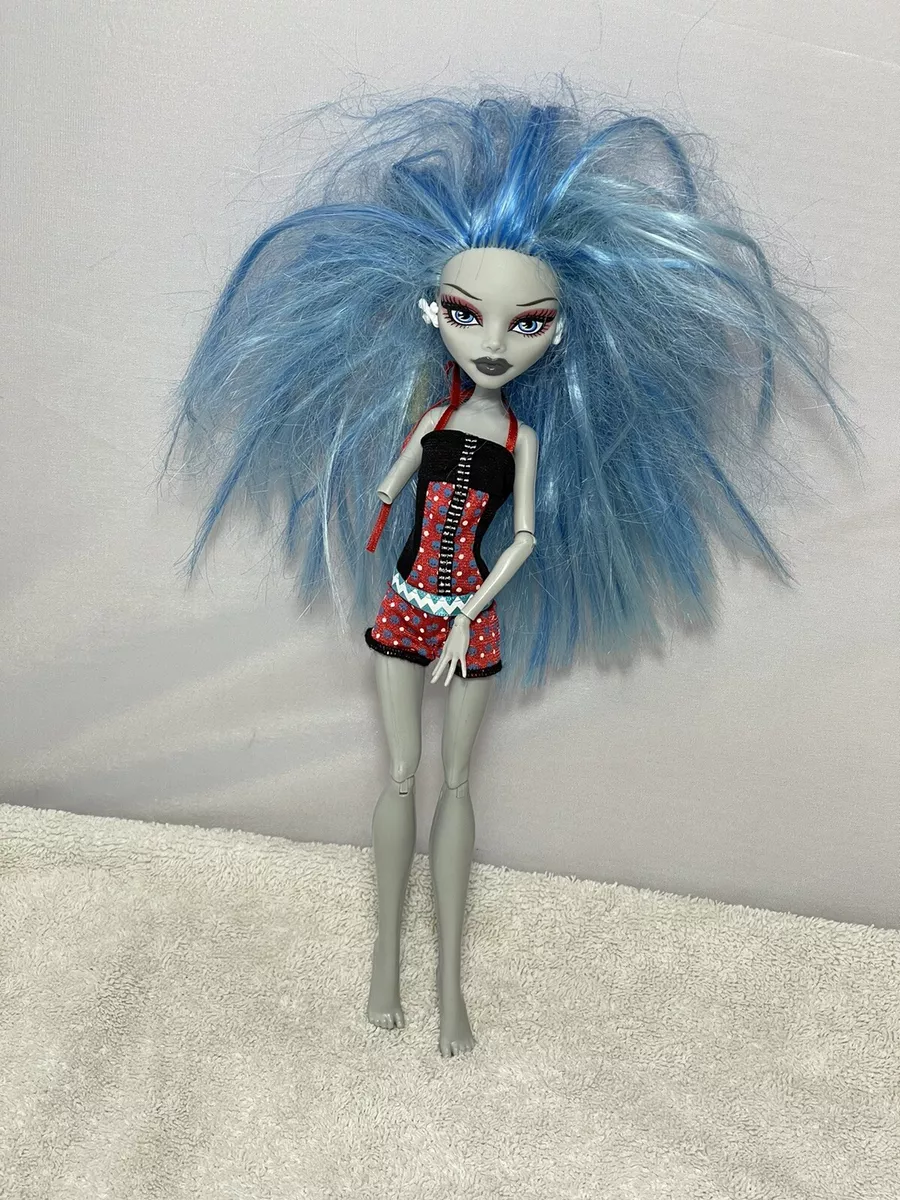 Produtos da categoria Monster High Dolls novos e usados à venda