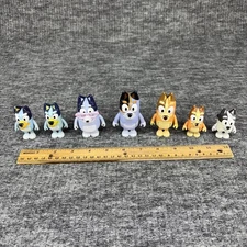 Lot of 7 Bluey & Friends Action Figures - Moose Enterprises, see details