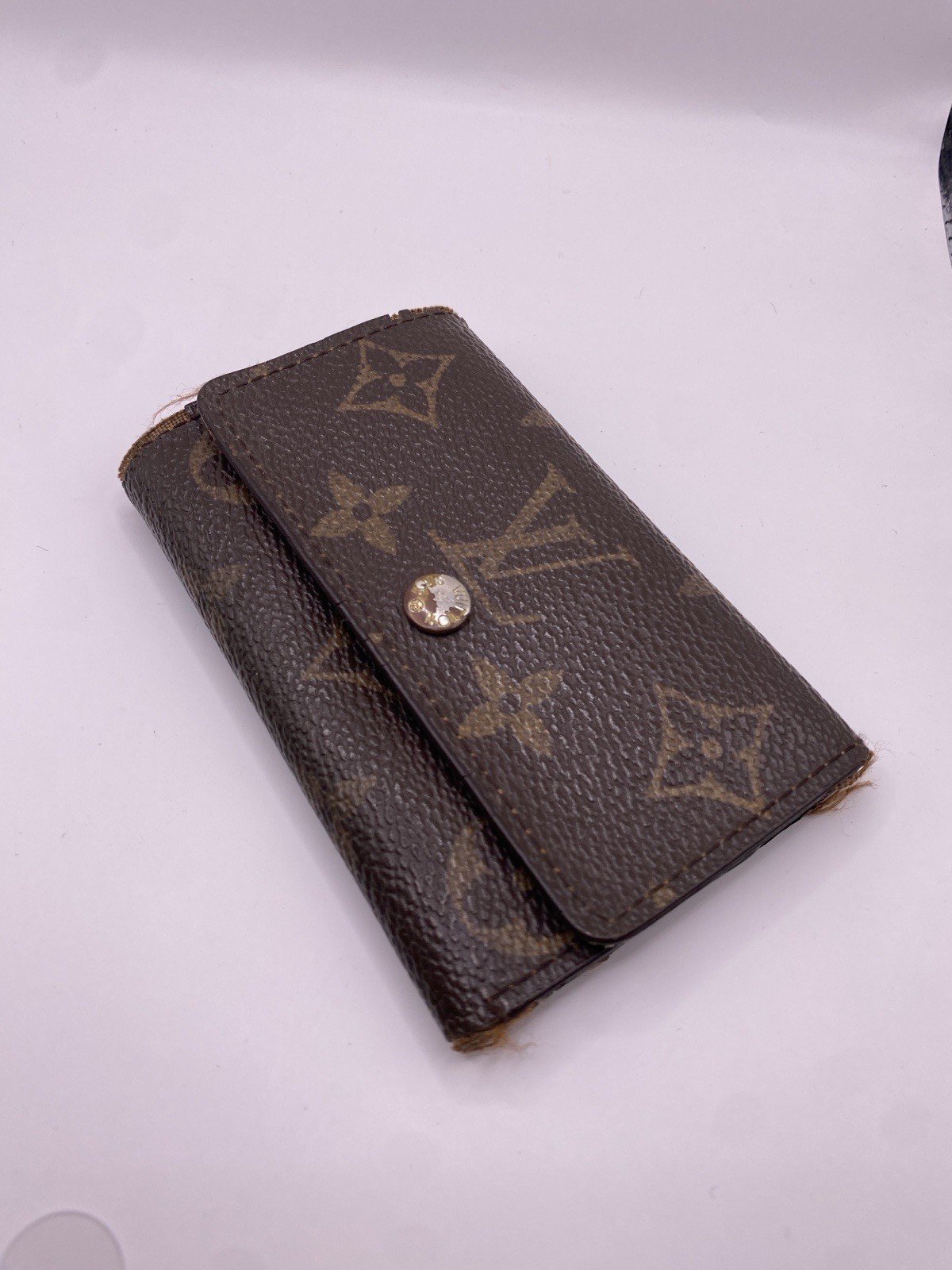 Authentic Louis Vuitton Monogram Multicles 6 Key … - image 2