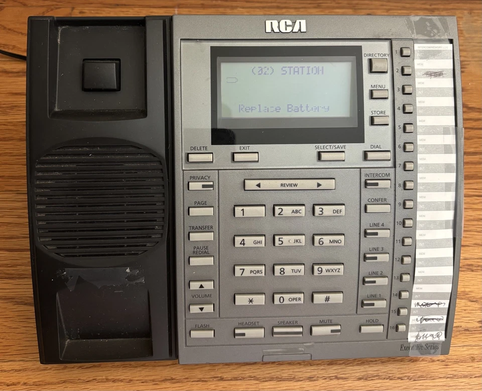 RCA Executive Series Model 25403RE3-A Phones - Image 2 of 4