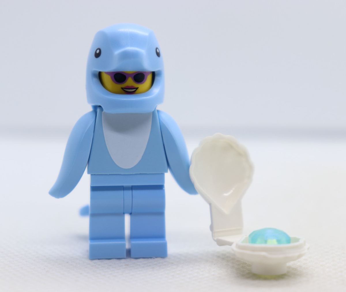 Dolphin Costume Fan Clam Shell Series 28 71051 CMF LEGO