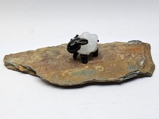    Natural Slate Stone suitable for micro landscape,terrarium design, crafting