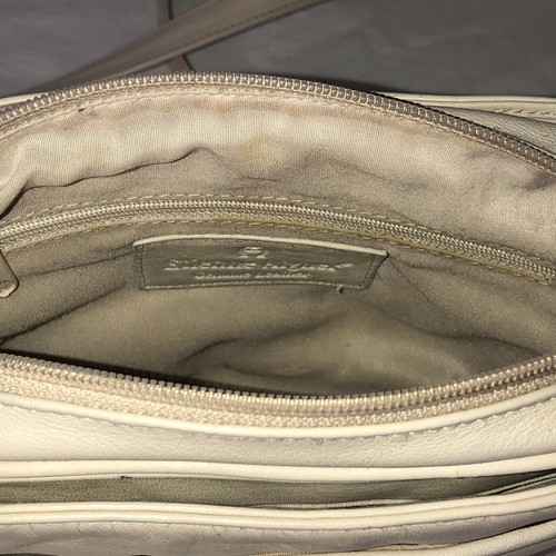 Vintage Etienne Aigner Creme Leder Crossbody Schultertasche Reißverschluss oben Gold Hardware - Bild 15 von 16