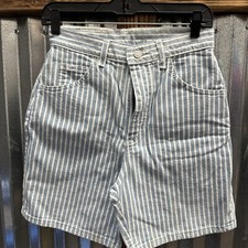 Vintage Lee Women's Striped Denim Mom Shorts 8 Pet. Made In U.S.A. 100 Cotton