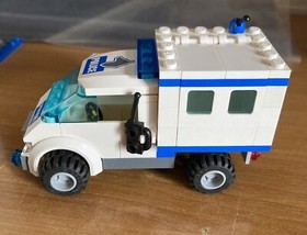 Lego City 7285 Dog Unit Police Dog Dog Minifig Policeman Van