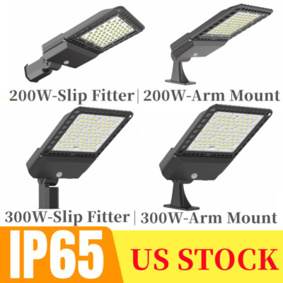 LED Area Roadway Parking Lot Light 300W/200W Commercial Photocell 5500K 100-277V