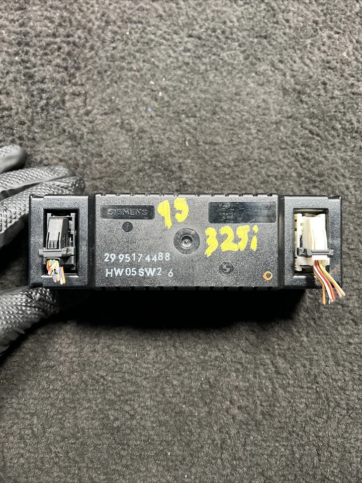 BMW 325i 1995 tablero de instrumentos calefacción aire acondicionado unidad de control de clima OEM 8357683 Foto 3 de 4