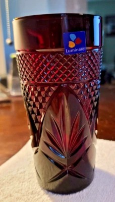 CRISTAL D'ARQUE/DURAND/LUMINARC Cristal D'Arques Durand Luminarc "Antique" Ruby Red Glass Tumbler France