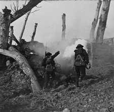 British Soldiers Storming Bunker Ruins 1918 8x10 World War I WW1 Photo