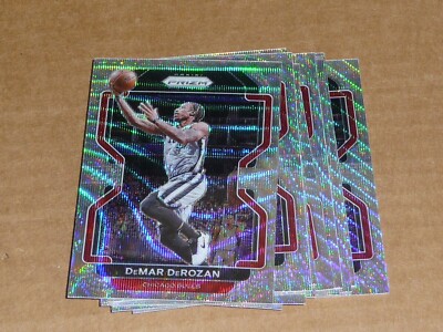 2021/22 Panini Prizm Box Set SILVER WAVE LOT OF 24 DEMAR DEROZAN BULLS #113