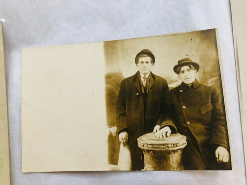 Estate Collection Lot of 8 Gay-Interest Endearing Postcards Photos Ephemera - 第 10/10 張圖片