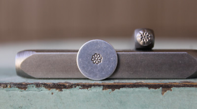 SUPPLY GUY 3mm Simple Flower Metal Punch Design Stamp SGCH-437