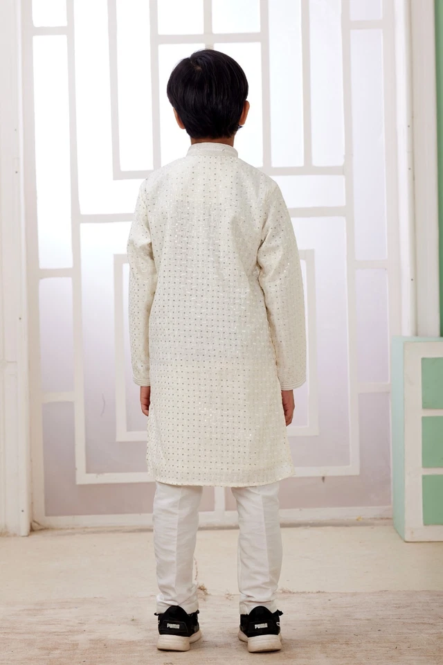 Индийская вышитая детская дизайнерская пижама Kurta для мальчиков из Индии - Изображение 4 из 4