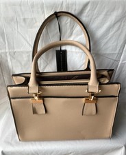 NWT La Terre Fashion Tan Handbag Purse 9.75H x 12W x 6D 8 Pockets Faux Leather