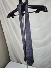 Vintage Van Heusen Classic Collection 100% Silk Neck Tie Made In USA