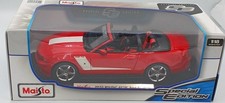 MAISTO Roush Ford Mustang 427R 2010 échelle 1/18 voiture