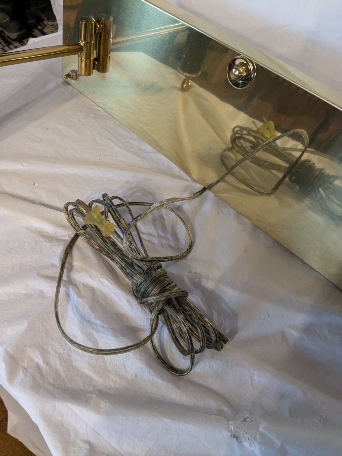 Mid Century Modern Brass Double Lamp Wall Sconce NOS 80s Hollywood Regency rare