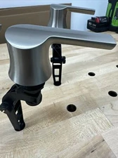 MOEN YB0201BN Doux 1 3/4" Left hand Toilet Tank Trip Lever. Perfect Condition!