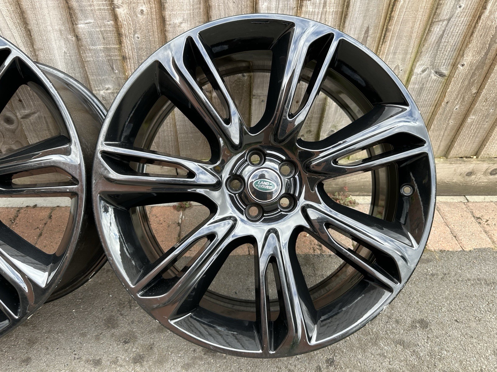 Range Rover Velar 22” 7015 Alloy Wheels Genuine! - Image 5