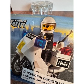 LEGO City Police Motorcycle 7235 New Unused Retired Set Heavy Box Wear