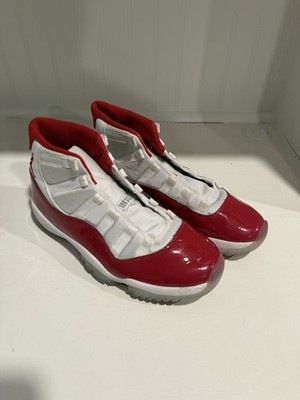 Air Jordan 11 Cherry (size 8.5)