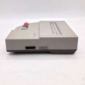Nintendo New Famicom Console AV HVC-101 Controller Made in Japan NES Tested