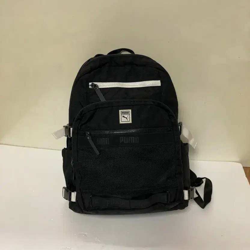 Puma Backpack 31x45cm, Excellent Condition thumbnail 4