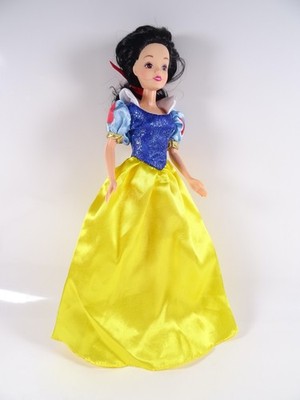 Vintage Sammlerpuppe Disney Prinzessin Schneewittchen Simba Toys rar (19626)