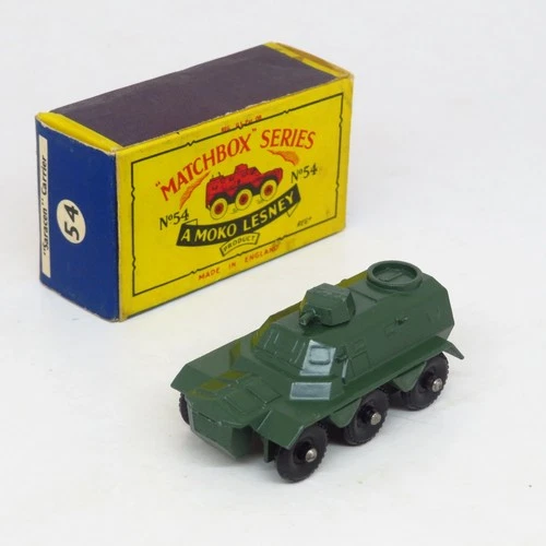 Matchbox - 54 Saracen Carrier V1 - Early Wheels & B Box - Reg. Wheels Lesney