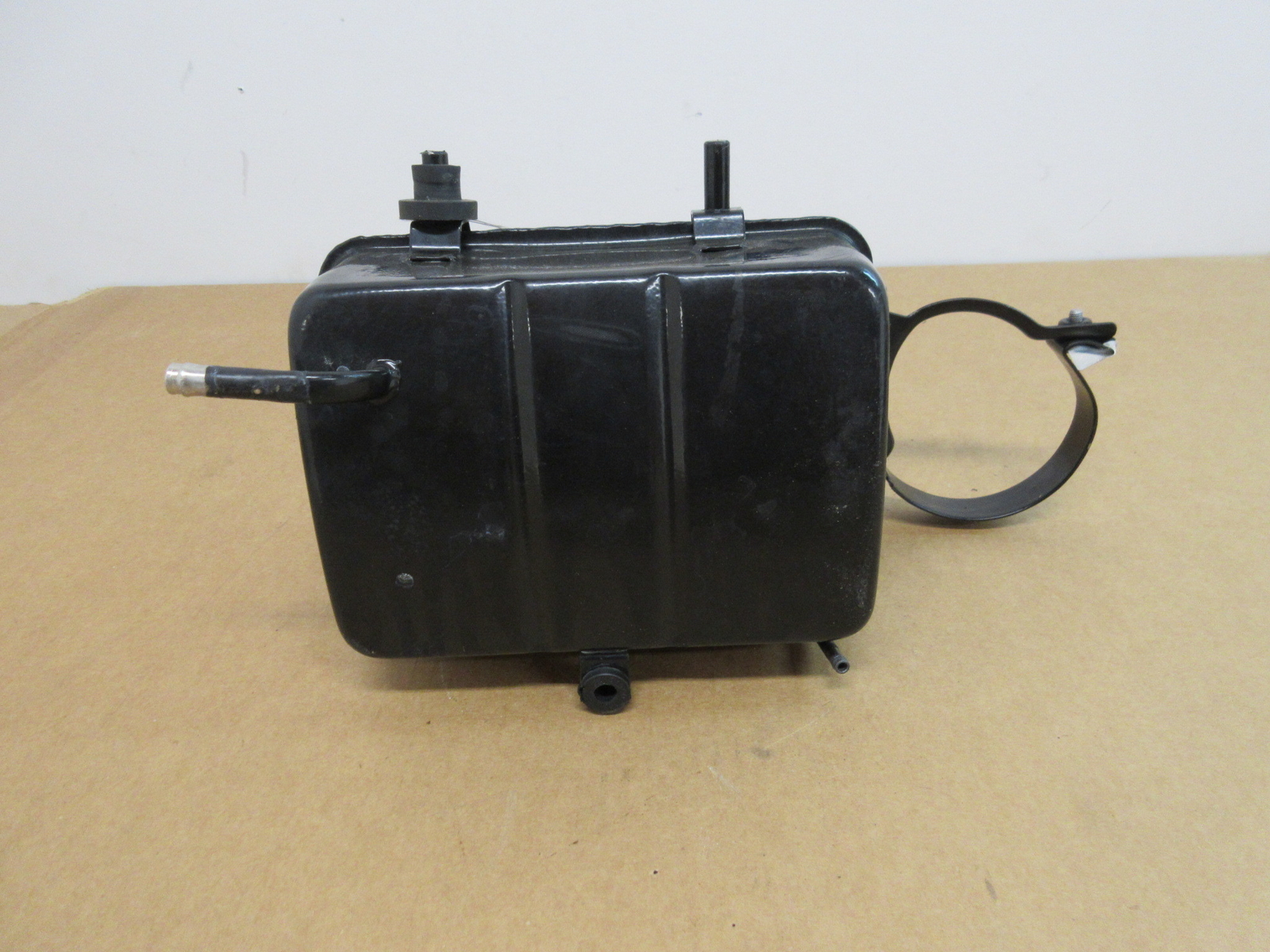04 Lamborghini Murcielago #1025 Radiator Coolant Overflow Tank 7M121407