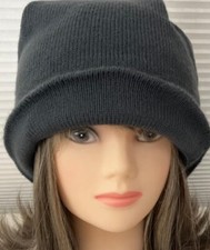 Vintage Maureen Of The Mews Grey Winter Wool Ski Hat. 1980 s. One Size.