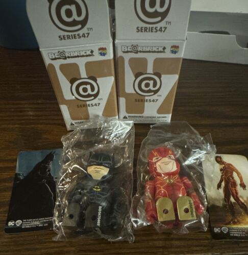 Bearbrick Batman Hero Variant  And The Flash 100% Series 47 Medicom Combo - Picture 1 of 2