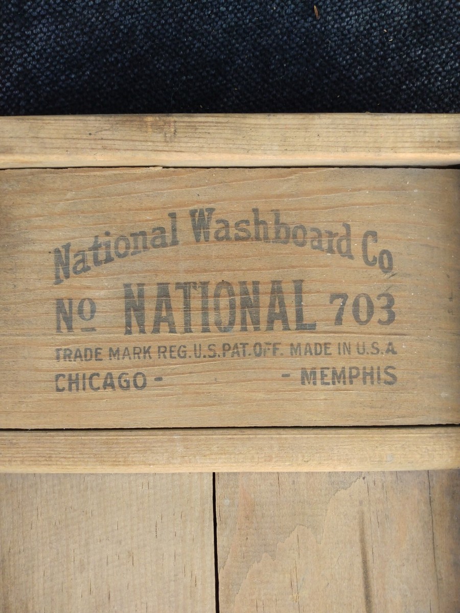 年代物USAヴィンテージウォッシュボード National Washboard No. 703 Primitive Wood Lingerie Zing King
