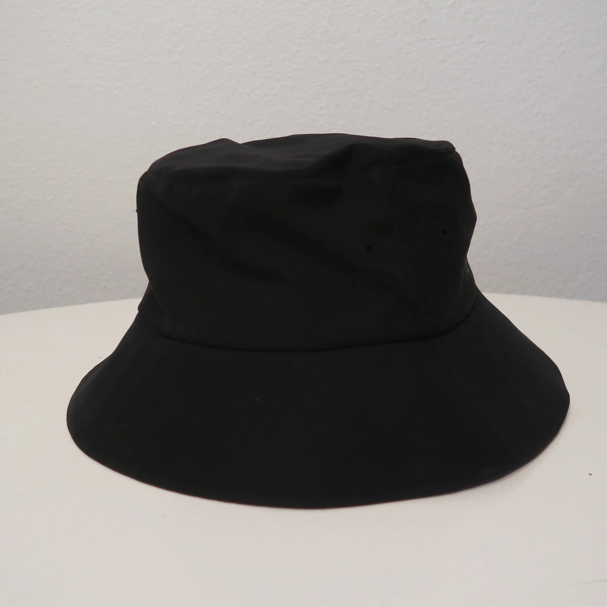 Vintage Arc’teryx L / XL Black Bucket Hat Sinsolo Cap Waterproof hiking veilance