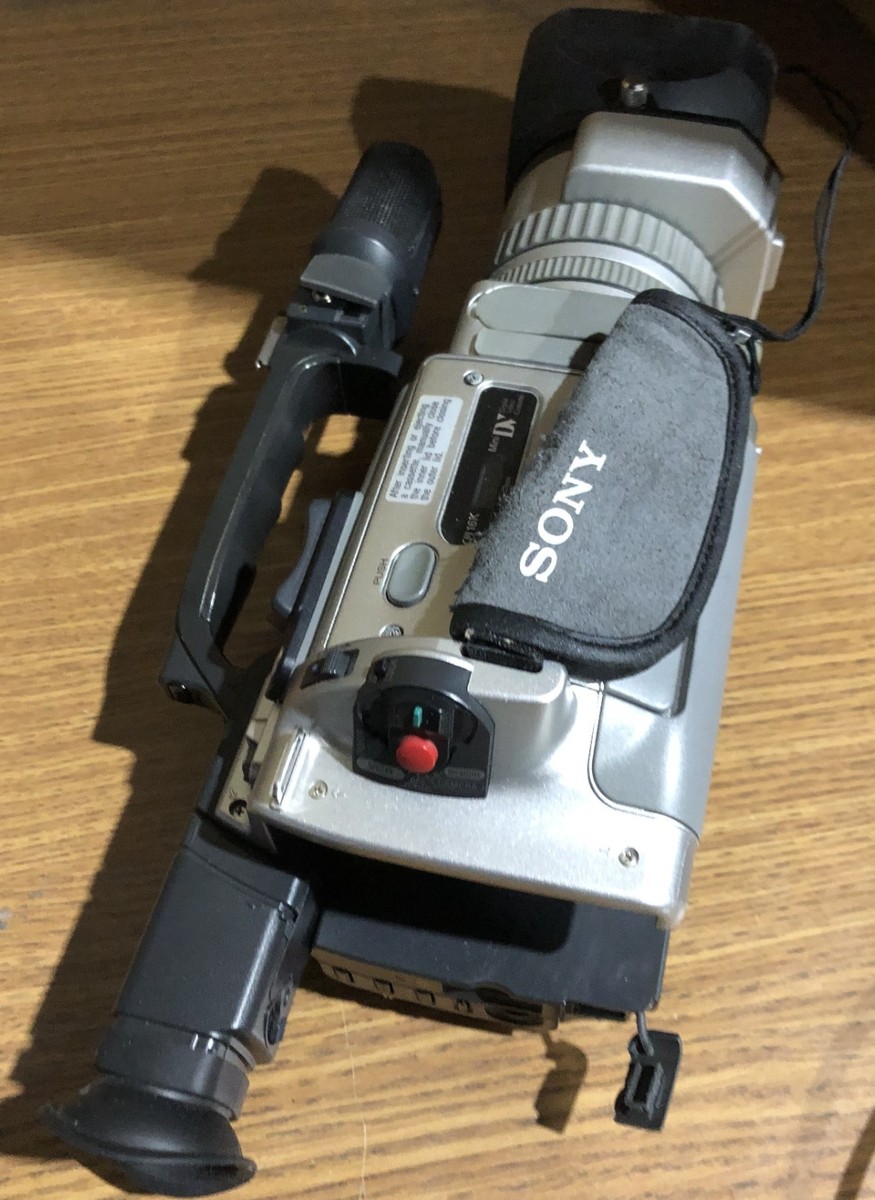 Sony DCR-VX2000 Digital Handycam Set w/Case - Untested | eBay